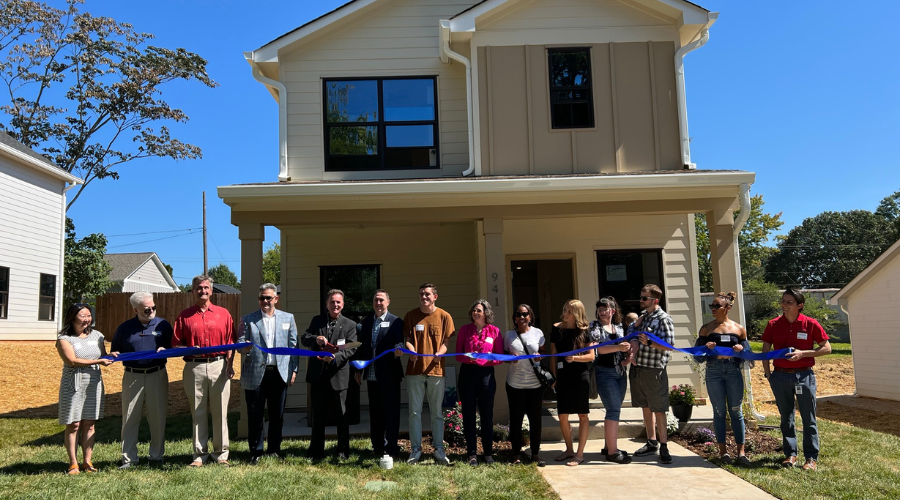 City of Hickory and JRN ribbon cutting for affordable housing