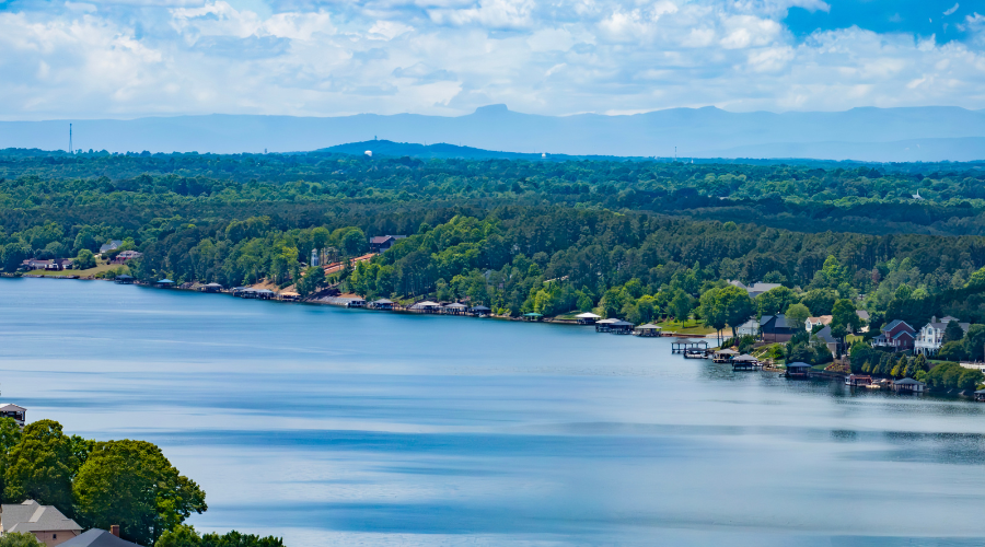 aerial view of Lake Hickory